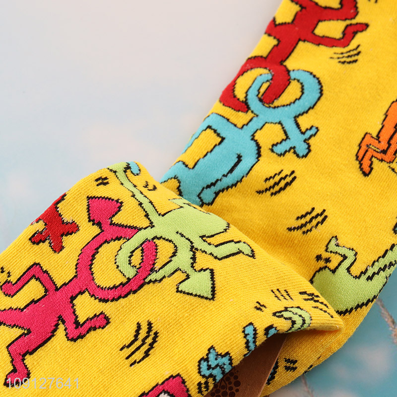 Low price fashion breathable cotton socks ankle socks unisex socks