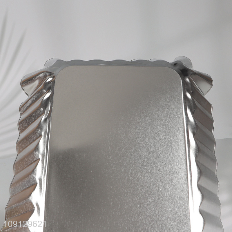 New Product Non-Stick Metal Cake Baking Pan Metal Fluted Baking Pan