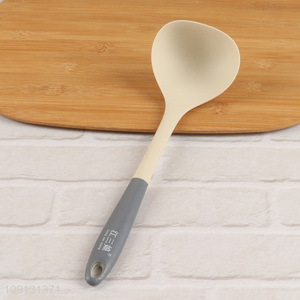 New Arrival Heat Resistant Silicone Soup Spoon Silicone Cooking Ladle
