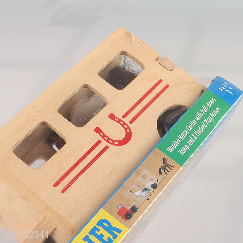 Wholesale Horse Carrier Wooden Vehicle Play Set Wooden Trailer Toy Set