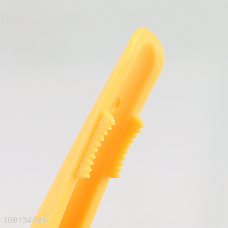 High Quality Multifunctional Cross Walnut Chestnut Clip Food Grade Chestnut Opening Device