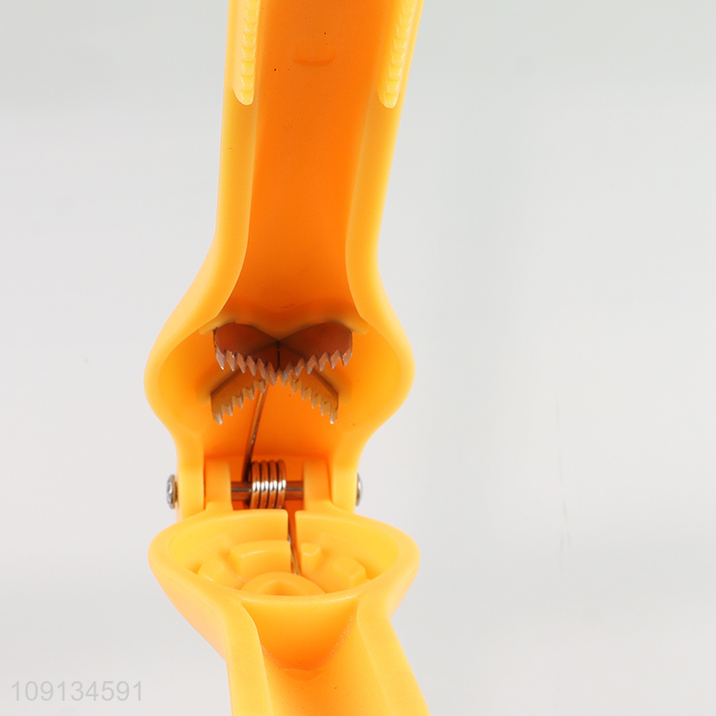 High Quality Multifunctional Cross Walnut Chestnut Clip Food Grade Chestnut Opening Device