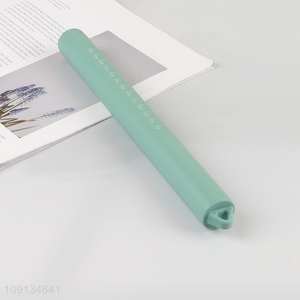 Hot items non-stick silicone baking tool rolling pin for sale