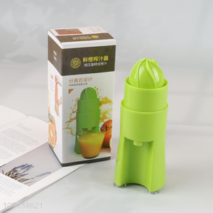 Most popular plastic manual kitchen gadget juice squeezer for sale