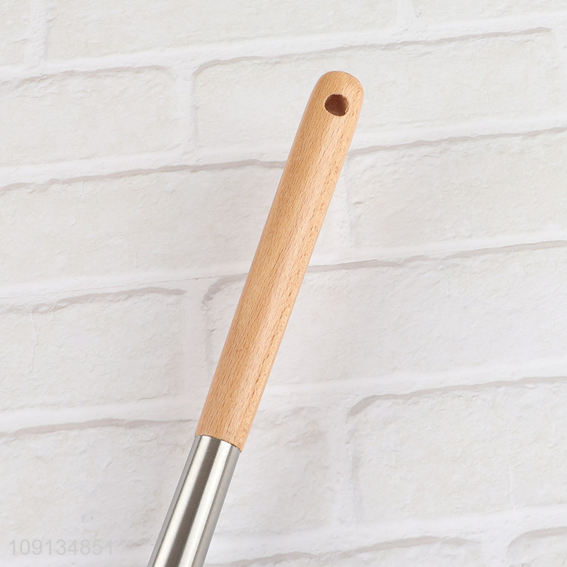 Good quality silicone kitchen utensil soup ladle with wooden handle