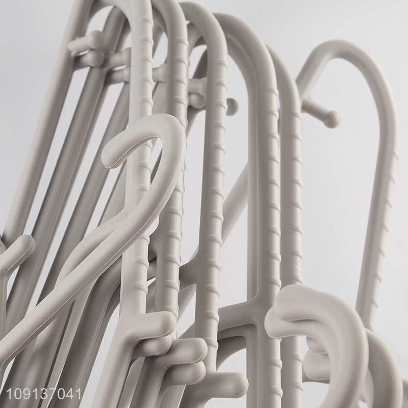 China Wholesale 10 Pieces Clothes Hangers Durable Plastic Clothes Hangers