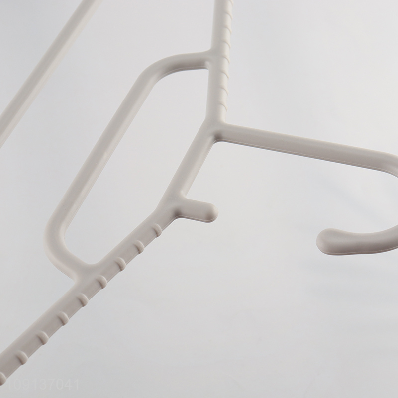 China Wholesale 10 Pieces Clothes Hangers Durable Plastic Clothes Hangers