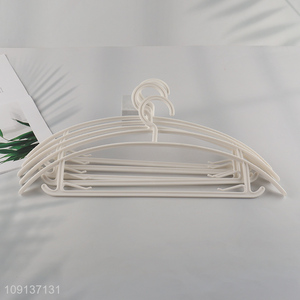 China Supplier 5 Pieces Clothes Hangers Multi-Purpose Plastic Clothes Hangers