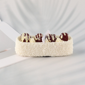 Good Quality Magnetic Fake Cupcake Realistic Fake Food Fridge Magnet