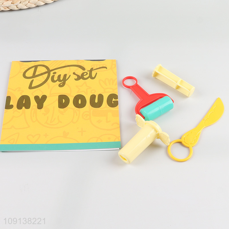 Yiwu market non-toxic diy animal world play dough set