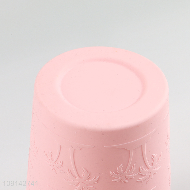 Yiwu market pink unbreakable silicone water cup drinking cup for sale