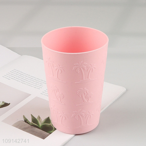 Yiwu market pink unbreakable silicone water cup drinking cup for sale
