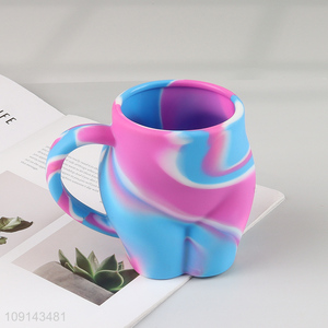 Factory price silicone body shape 480ml water cup drinking cup with handle