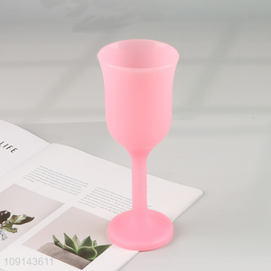 Factory wholesale pink 180ml silicone goblet cup champagne glasses