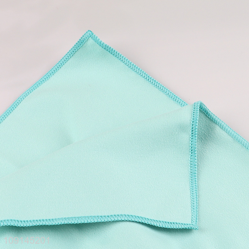 Top selling portable sports double-sided quick dry towel with case