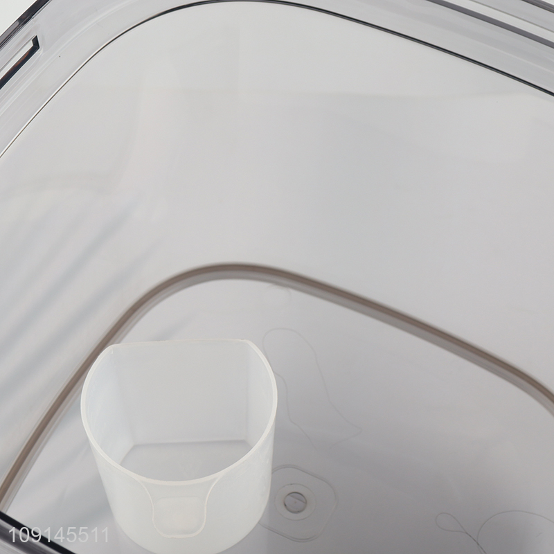 New Product 5KG Plastic Rice Storage Container with Measuring Cup