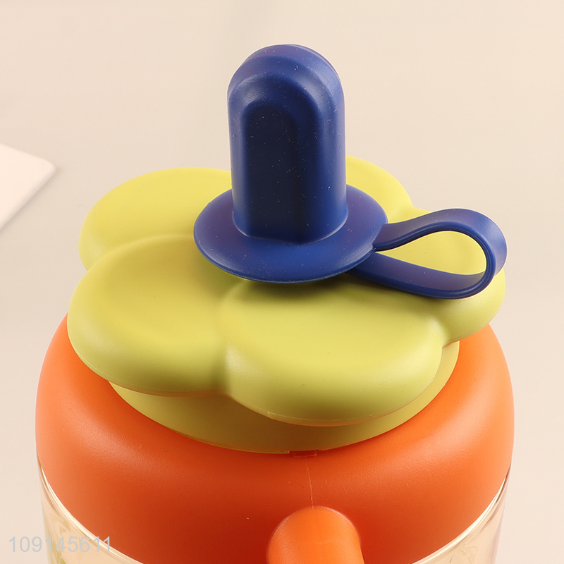 Top products cartoon plastic straw water bottle drinking bottle with handle