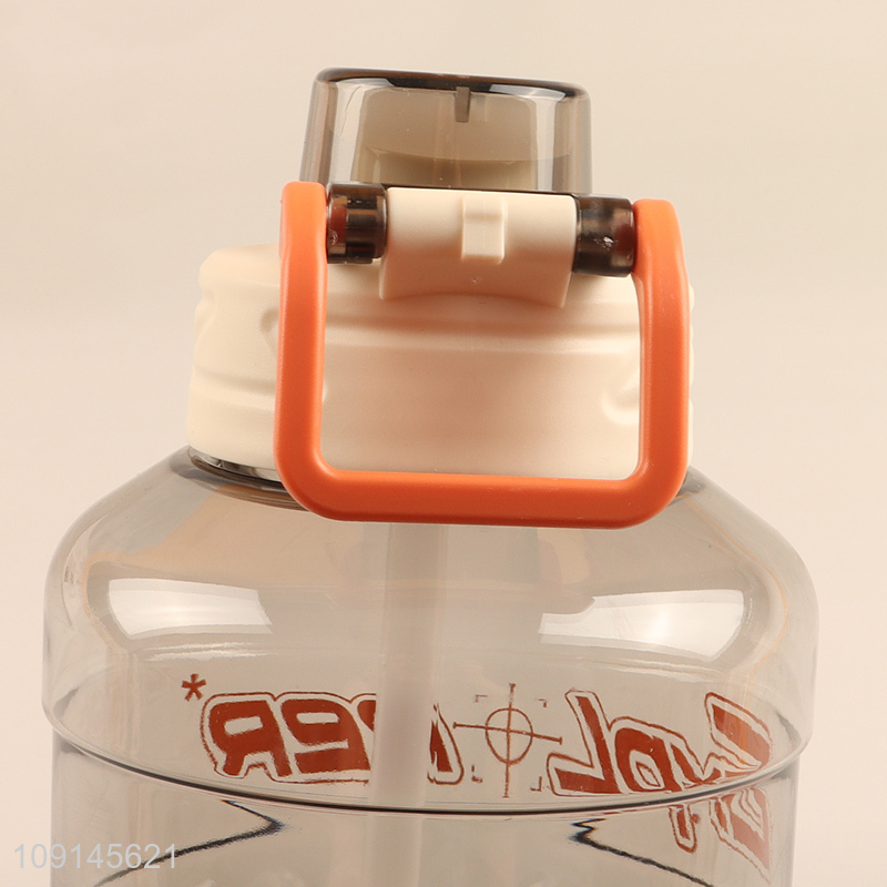 Most popular large capacity plastic water bottle drinking bottle with straw