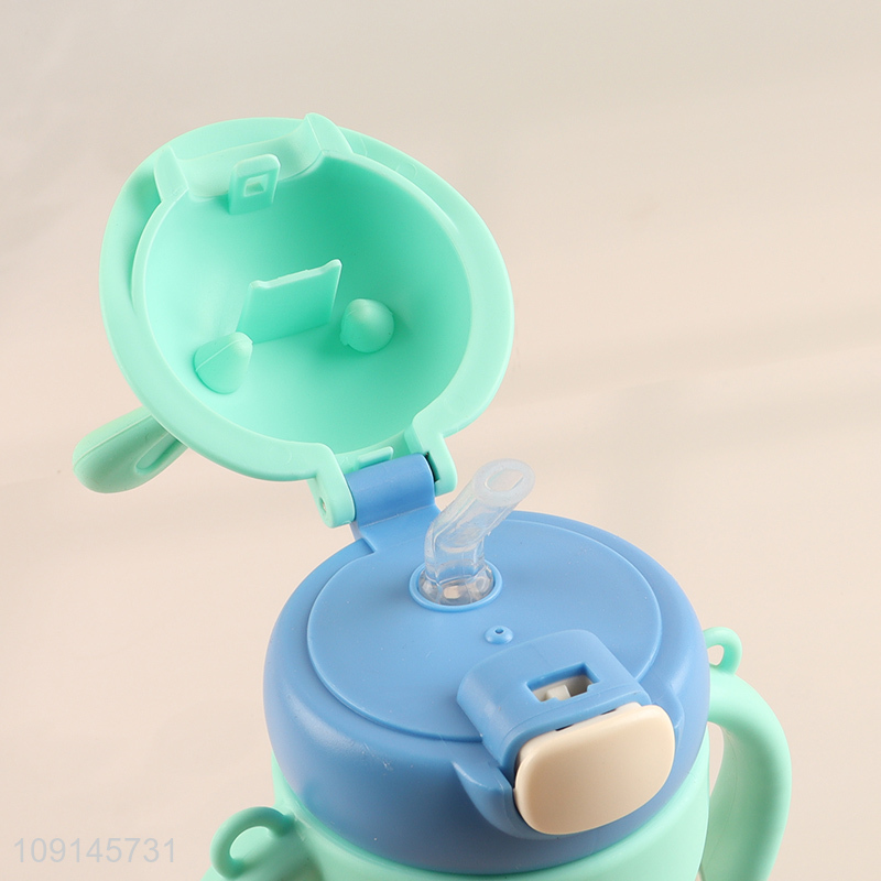 Best selling portable cartoon children straw cup water bottle with handle