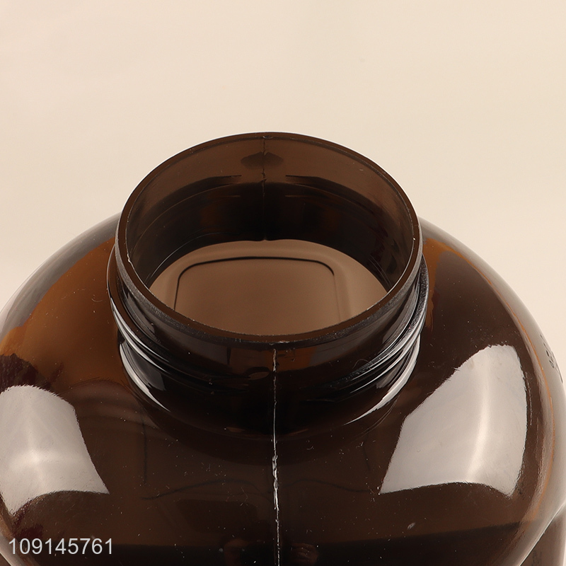 Latest products portable sports water bottle drinking bottle with handle