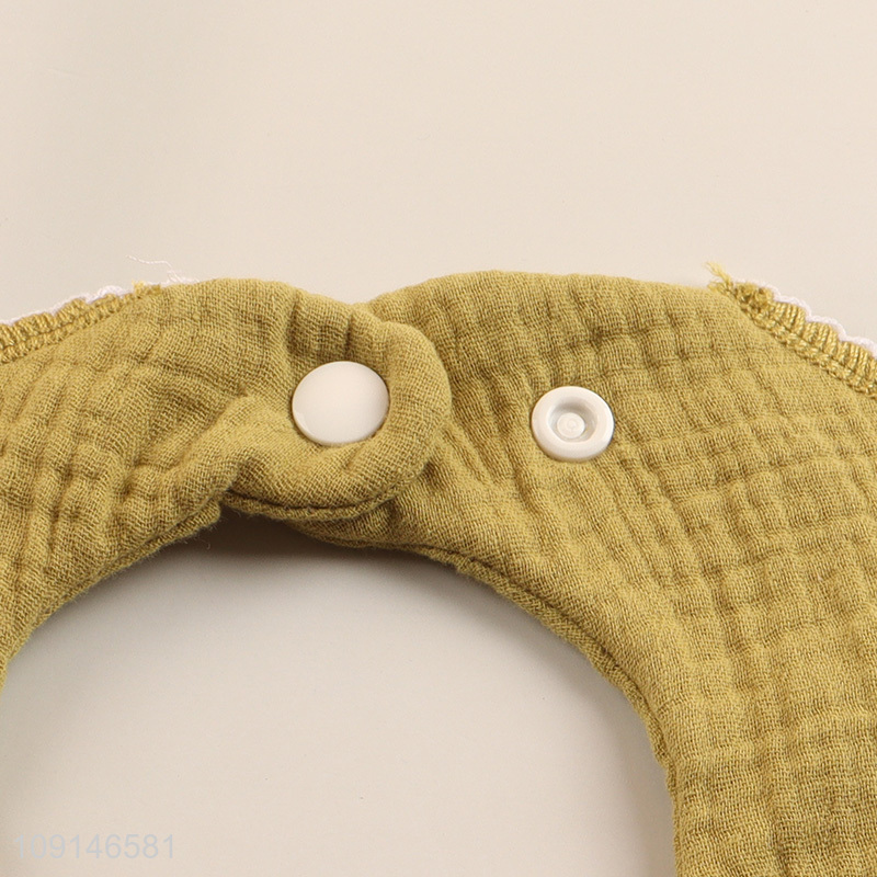 Yiwu market green baby supplies cotton baby bibs for sale