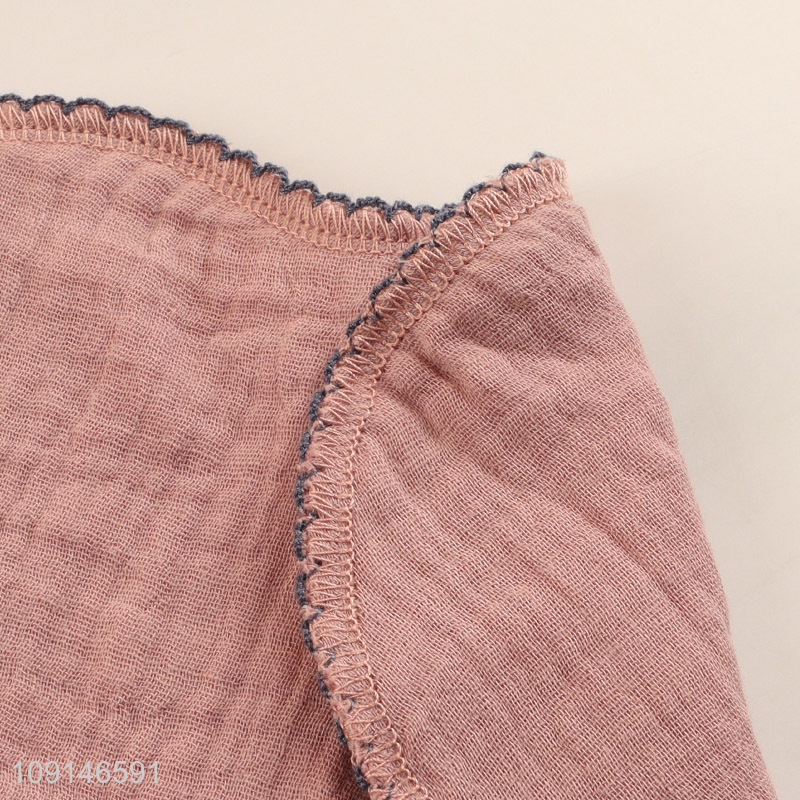 Factory price flower petals shape baby bibs for baby supplies