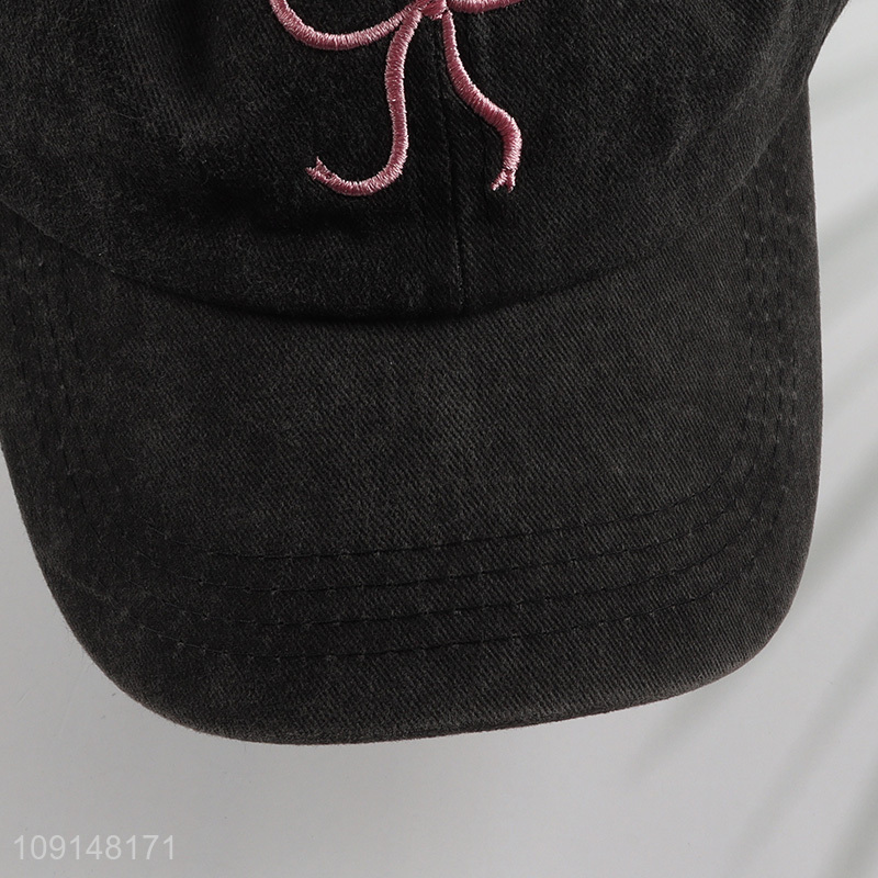Low price black embroidery fashion cotton peaked cap for sale