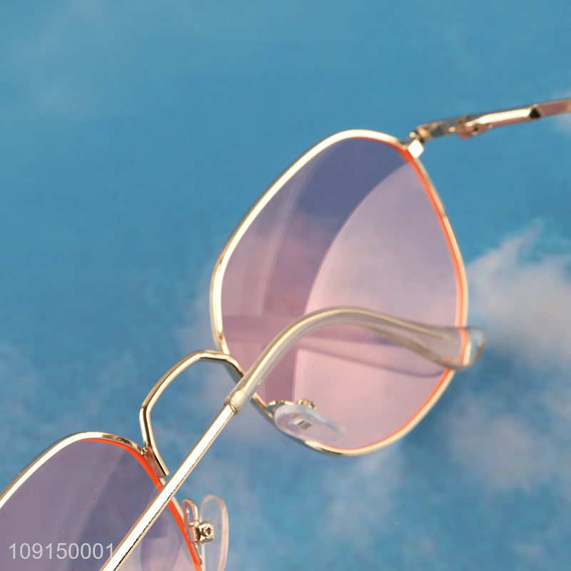 Hot Sale Polarized Aviator Sunglasses UV Protection Sunglasses for Men Women