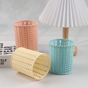 China supplier multicolor round hollow pen holder for desktop organizer