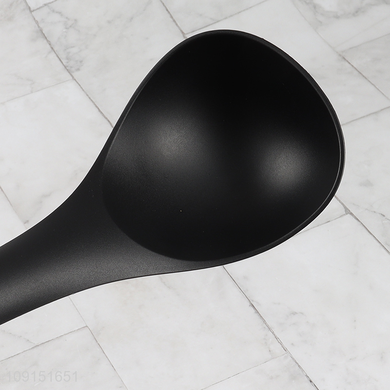 Hot selling long handle kitchen utensil soup ladle wholesale