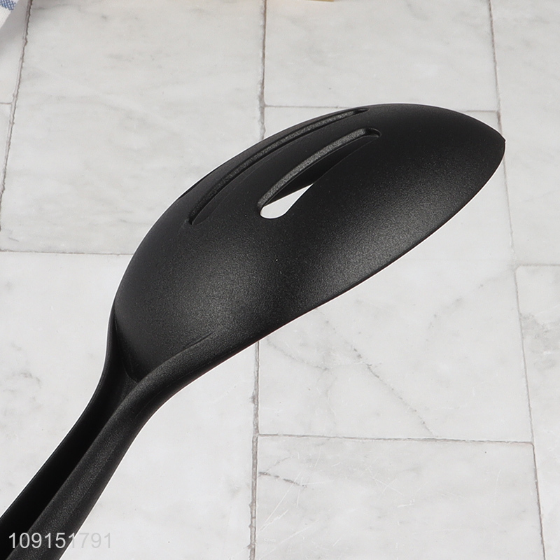 Factory supply kitchen utensil nylon slotted ladle with long handle