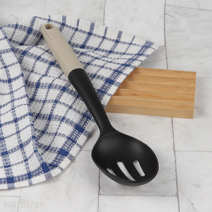 Factory supply kitchen utensil nylon slotted ladle with long handle