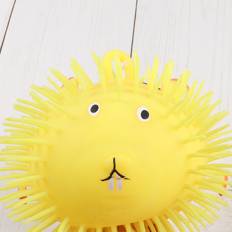 Good selling yellow squeeze squishy light up puffer ball toy
