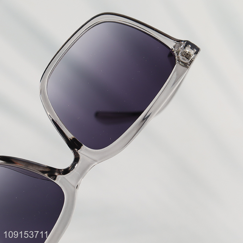 Wholesale UV400 Protection Sunglasses Trendy Sunglasses for Men Women