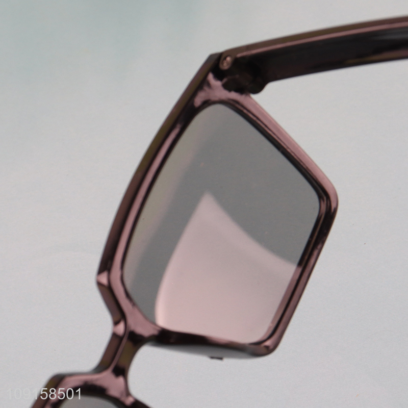 Low price black plastic summer outdoor fashion sunglasses for sale