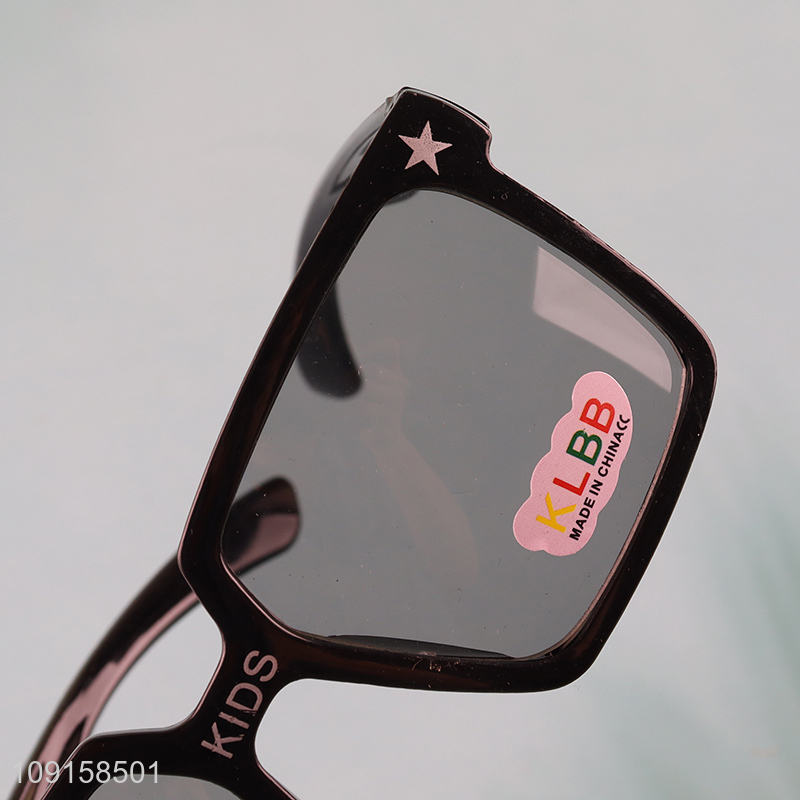 Low price black plastic summer outdoor fashion sunglasses for sale