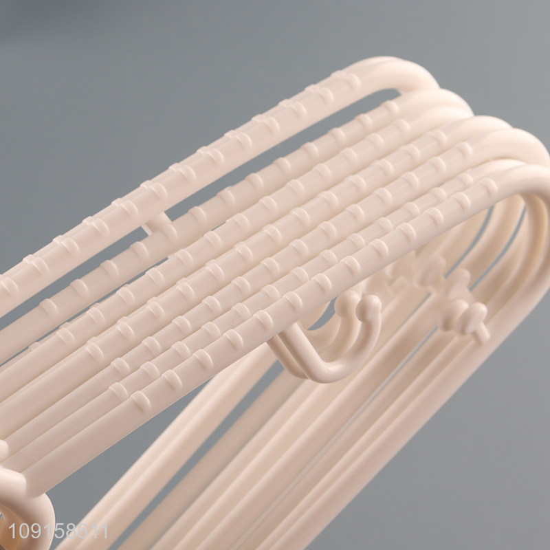 Good quality 10pcs plastic clothes hanger coat hanger for household