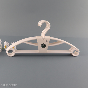 New arrival non-slip 5pcs plastic clothes hanger coat hanger