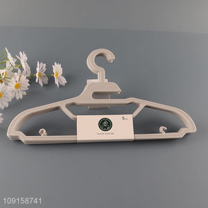 China wholesale 5pcs household clothes hanger coat hanger plastic hanger