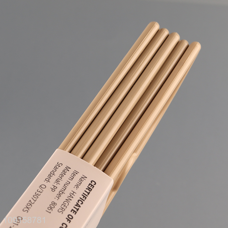 China wholesale 5pcs plastic household clothes hanger coat hanger