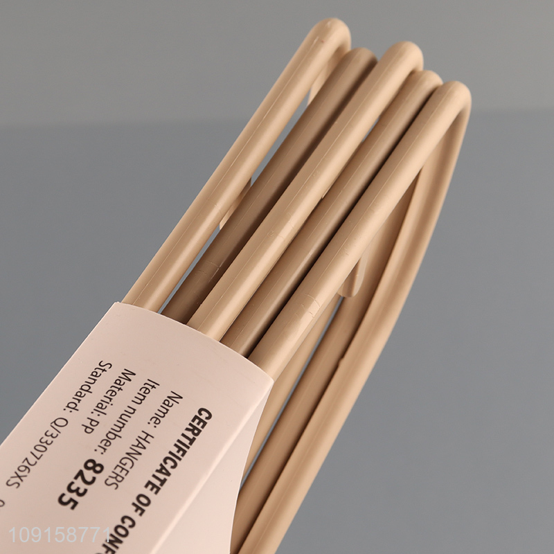 Top quality non-slip 5pcs plastic clothes hanger coat hanger for sale