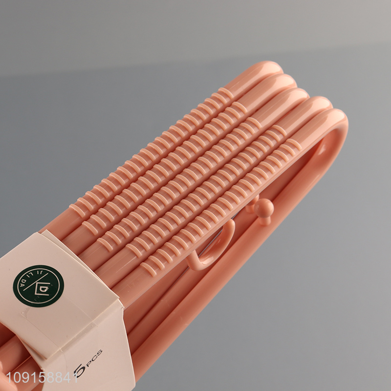 Top selling 5pcs plastic household clothes hanger coat hanger wholesale