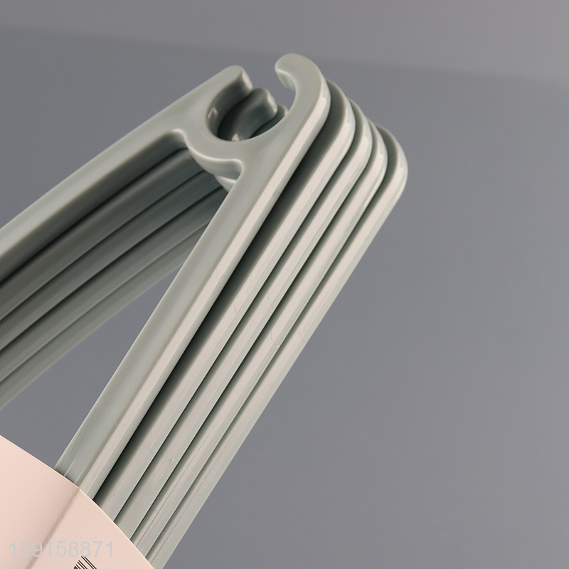 Factory supply 5pcs plastic clothes hanger coat hanger for household