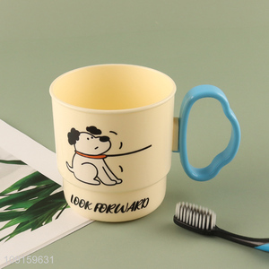 Popular products cartoon printed plastic mouthwash cup with handle