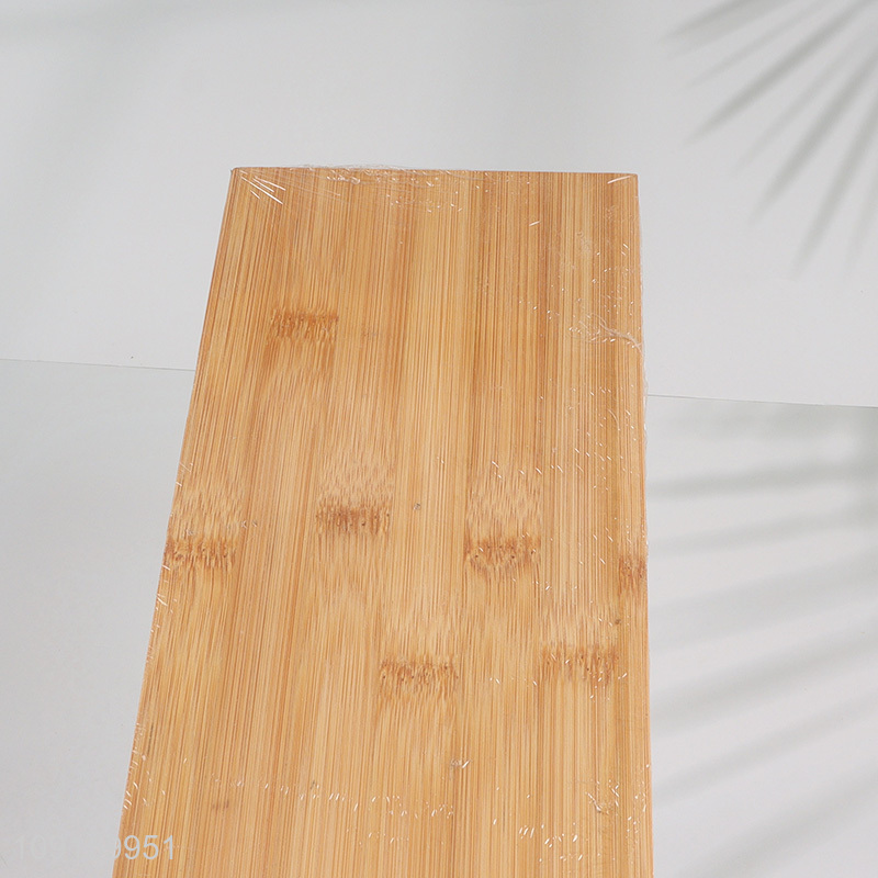Factory Price Bamboo Cutting Board with Handle for Pizza Bread Fruit