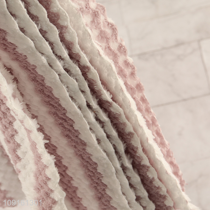 Good sale square home colored checkered cleaning towel