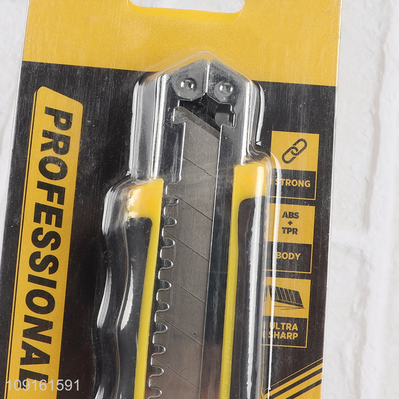 Factory Supply Heavy Duty Retractable Utility Knife Box Cutter for Paper