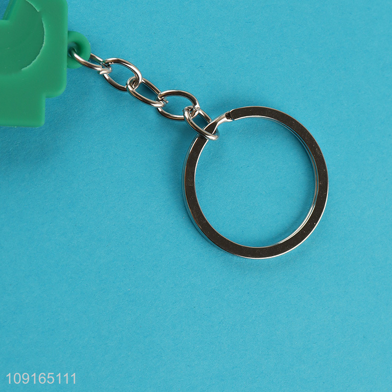 Yiwu market portable pendant keychain key ring for gifts