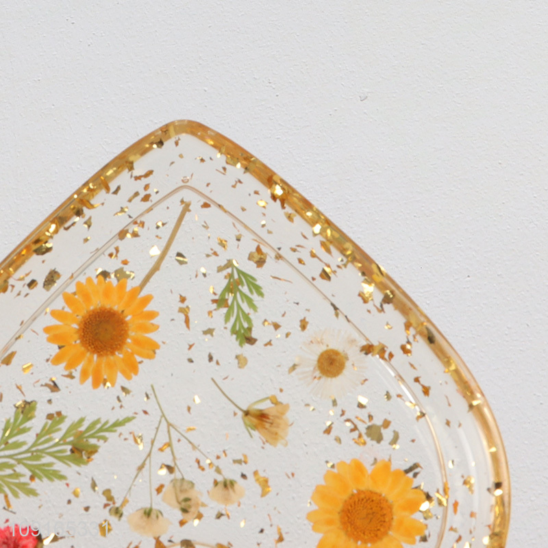 Hot Selling Dried Flower Jewelry Tray Heart Shaped Resin Trinket Tray