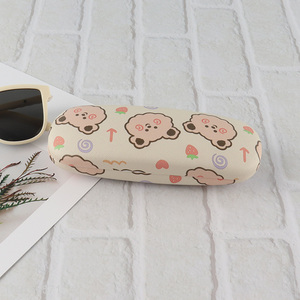 Online wholesale bear printed glasses box glasses case sunglasses case